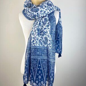 Lightweight Bohemian Floral Scarf in Navy Blue/White Breathable Polyester